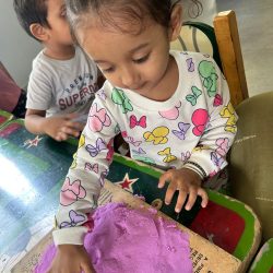 Class activity-sensorial play